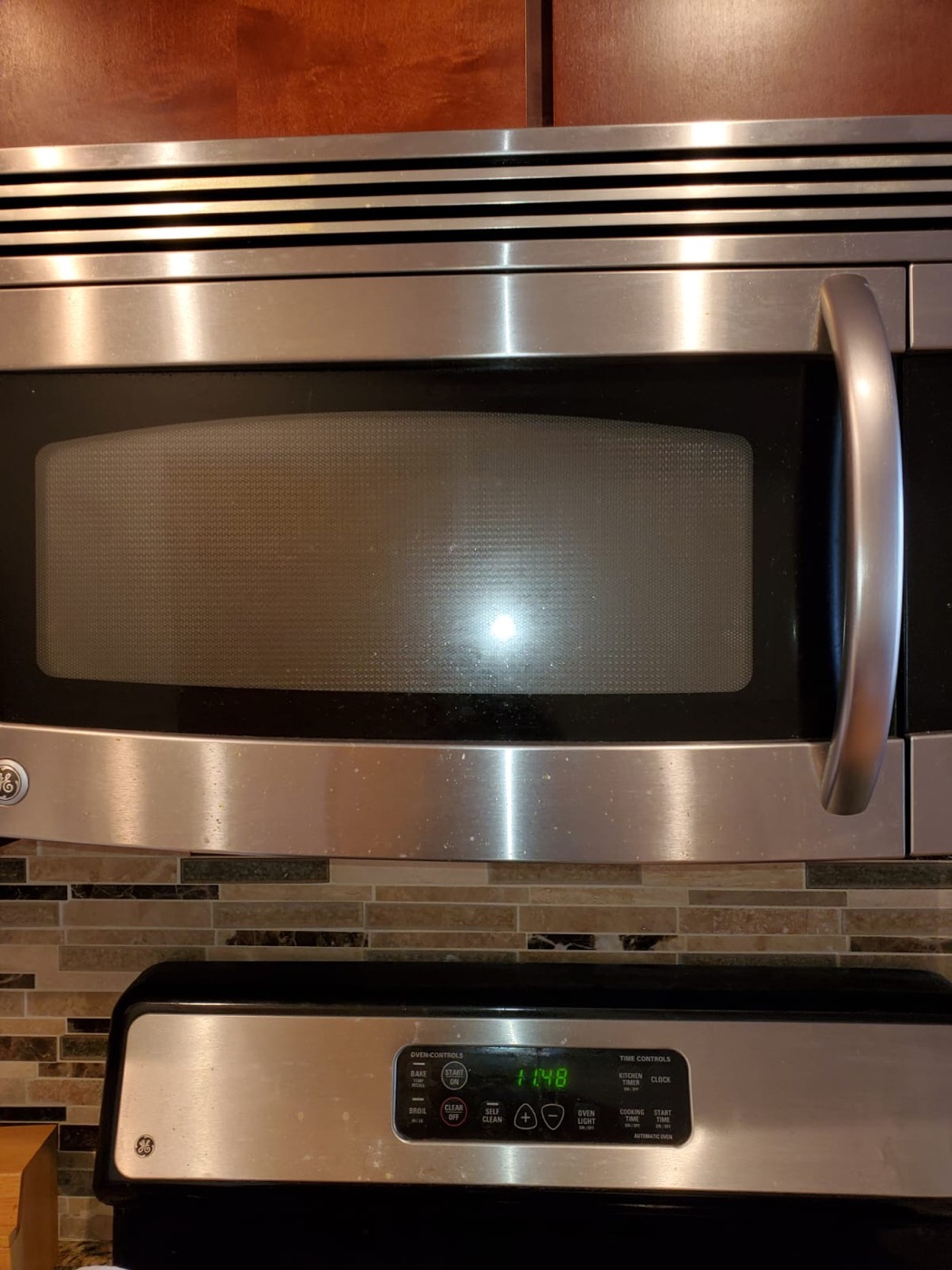 Kitchen and appliance detail